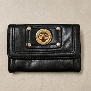 Marc by Marc Jacobs turnlock black leather wallet